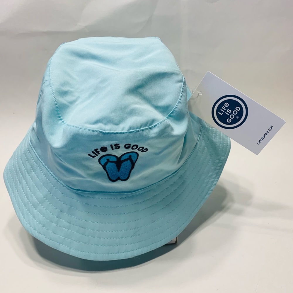 Life Is Good kids “Made in the shade” bucket hat with Velcro chin strap. Teal.